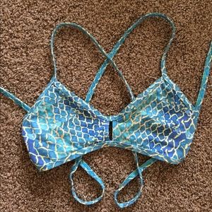 Jolyn Athletic Swimwear Cross Body Top Scale Print